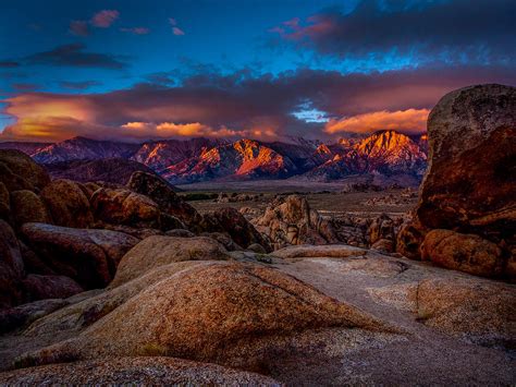 Rock formations in the Alabama Hills
