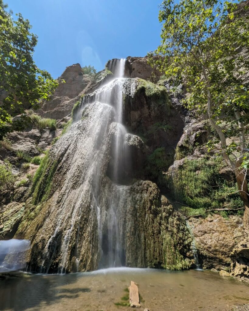  Escondido Falls