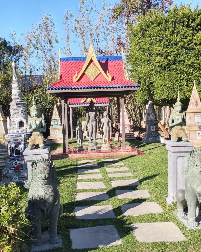 Must See In Los Angeles Hollywood Forever Cemetery